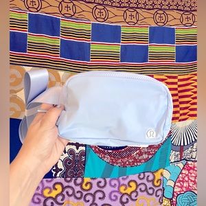 Lululemon everywhere belt bag 1L pastel blue